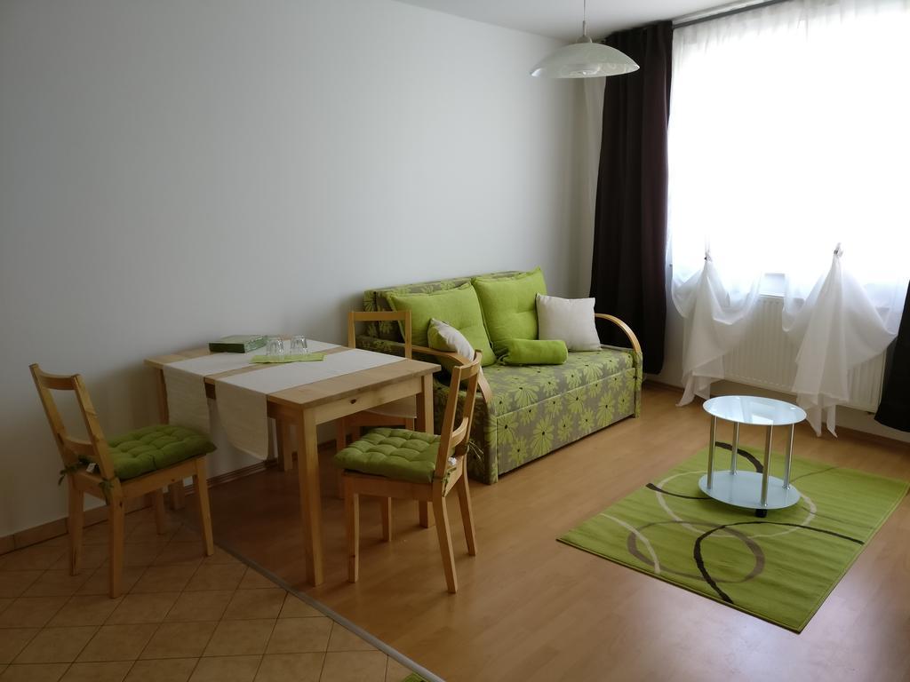 Jade Apartment Hegykő 外观 照片