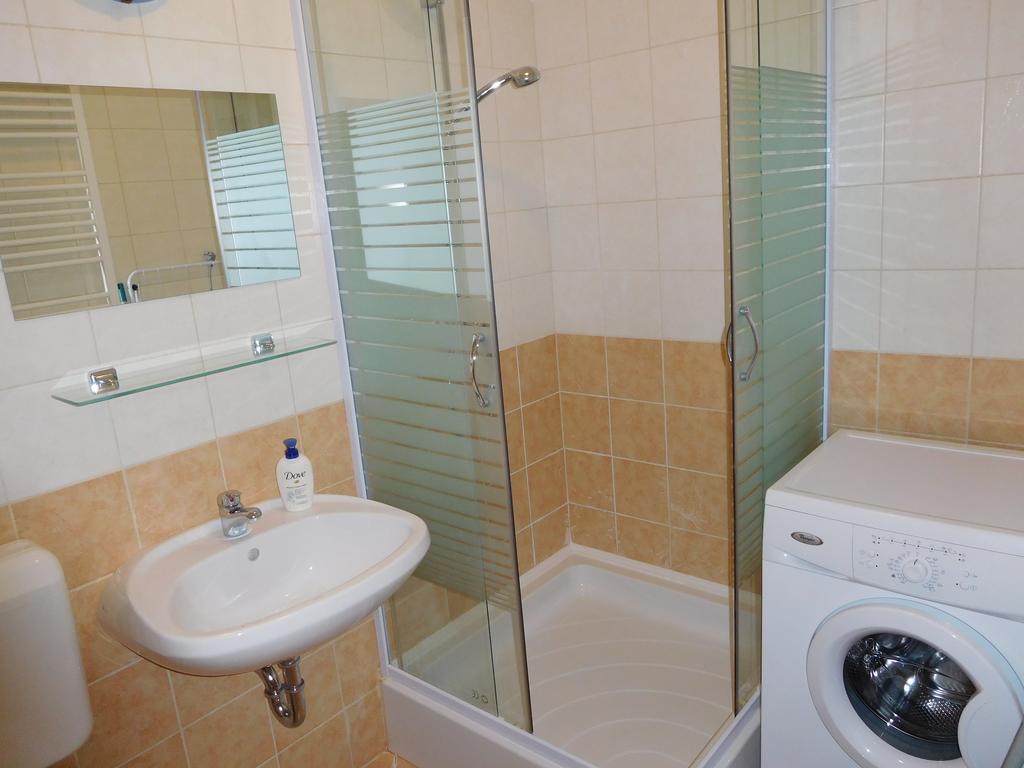 Jade Apartment Hegykő 外观 照片